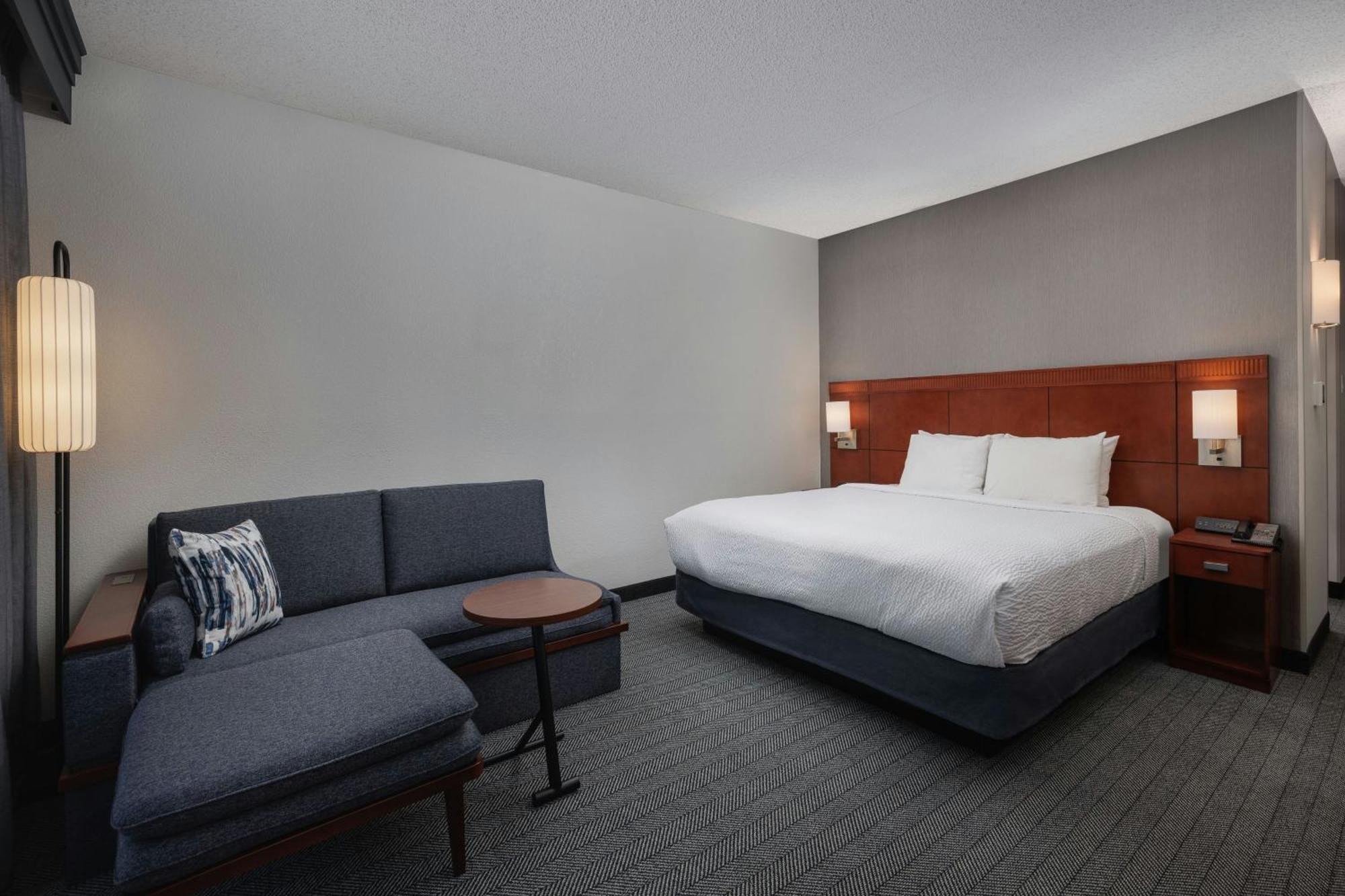 Courtyard By Marriott Denver Central Park Dış mekan fotoğraf