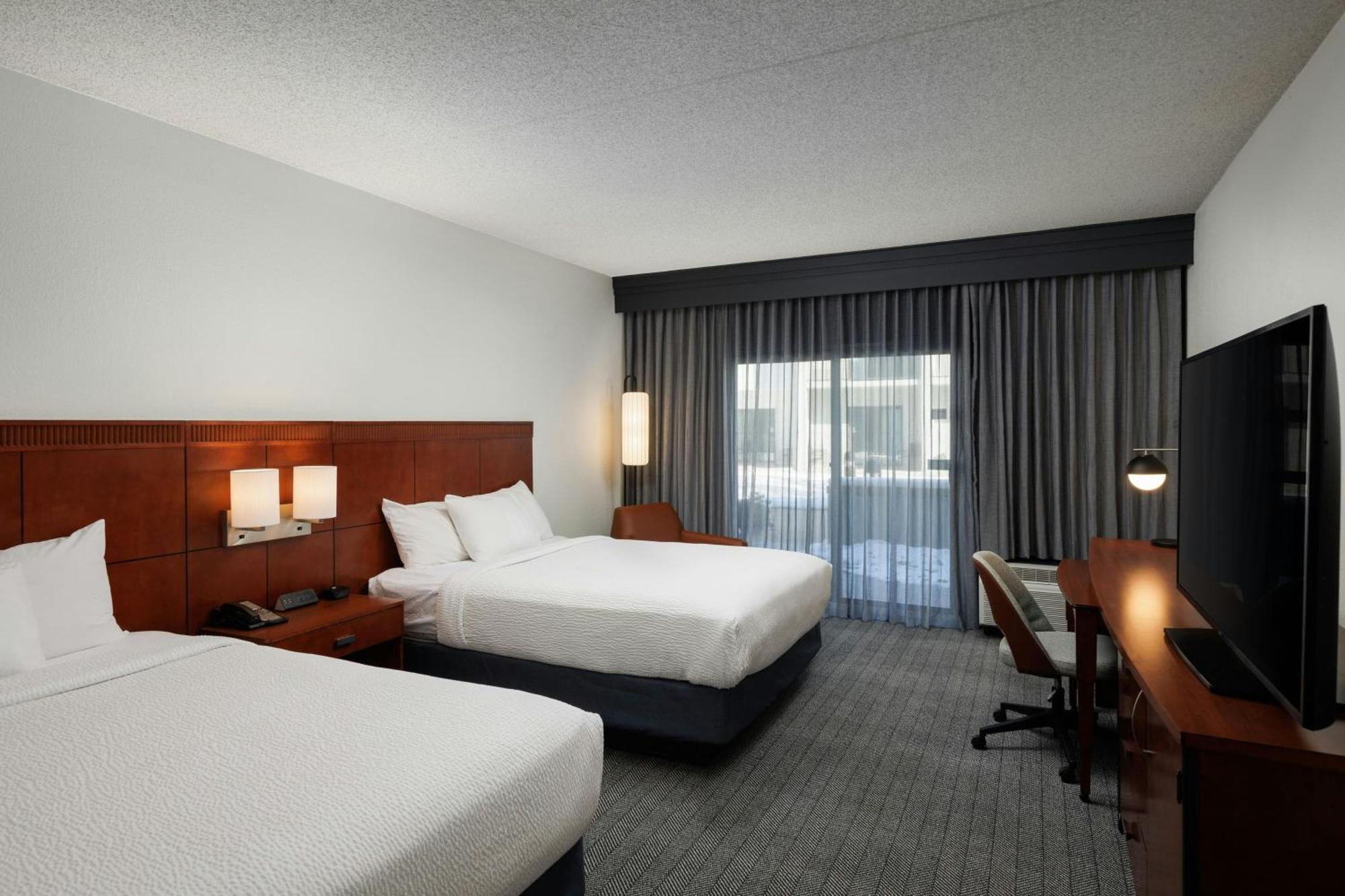 Courtyard By Marriott Denver Central Park Dış mekan fotoğraf